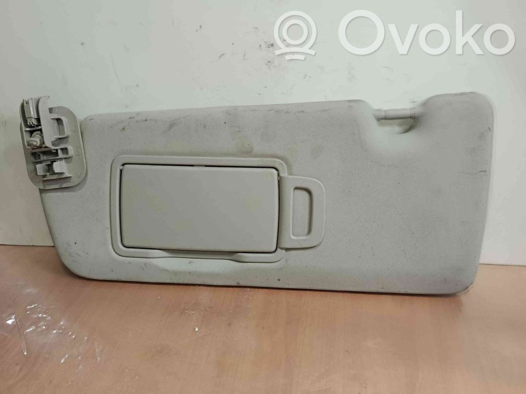 Sun visor