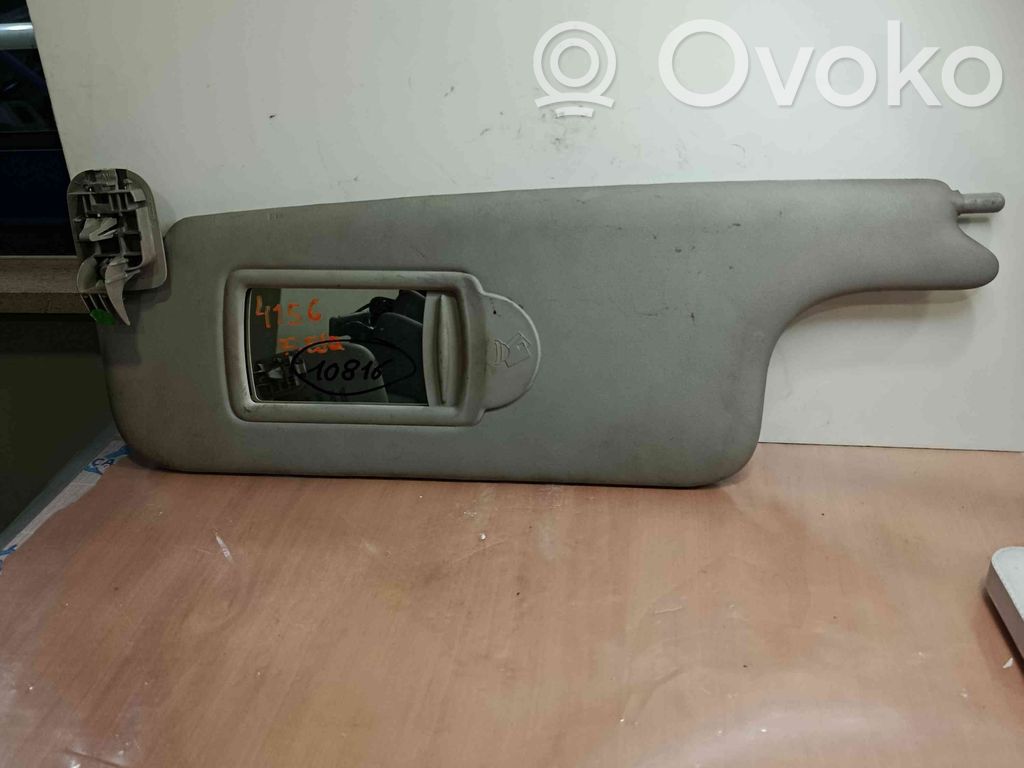 Sun visor