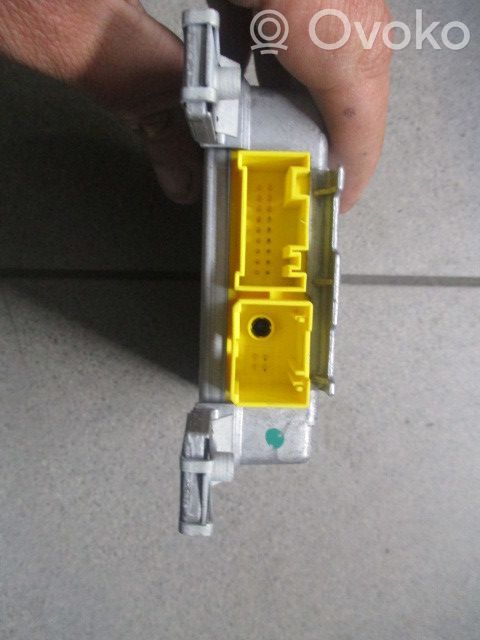 Module de contrôle airbag   65776945155