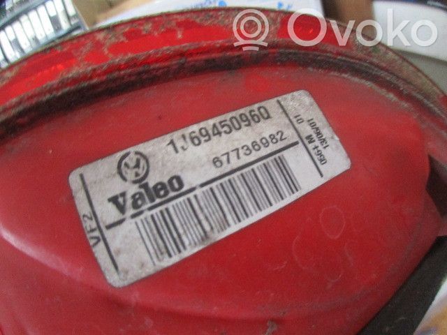 Takavalot   1J69450960
