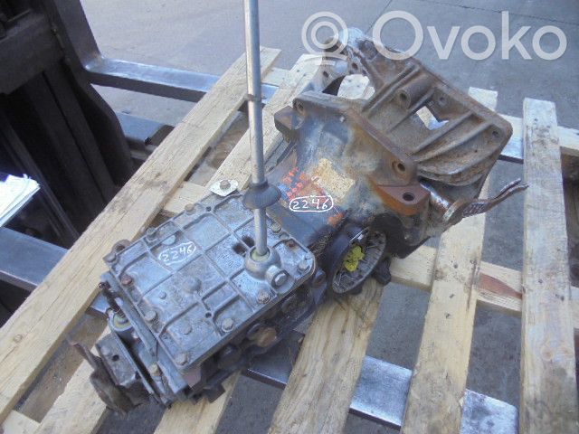 Manual 5 speed gearbox   7700598389