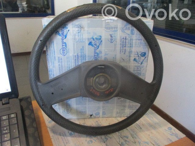 Steering wheel   VOL579,3P