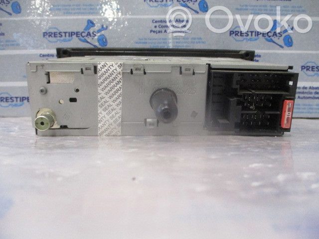 Fiat Grande Punto Panel / Radioodtwarzacz CD/DVD/GPS 