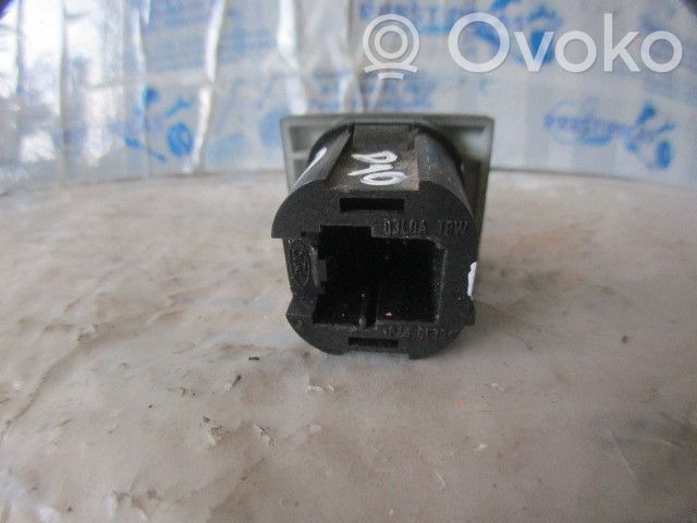 Interruptor de control multifunción   3M5T2C418BC