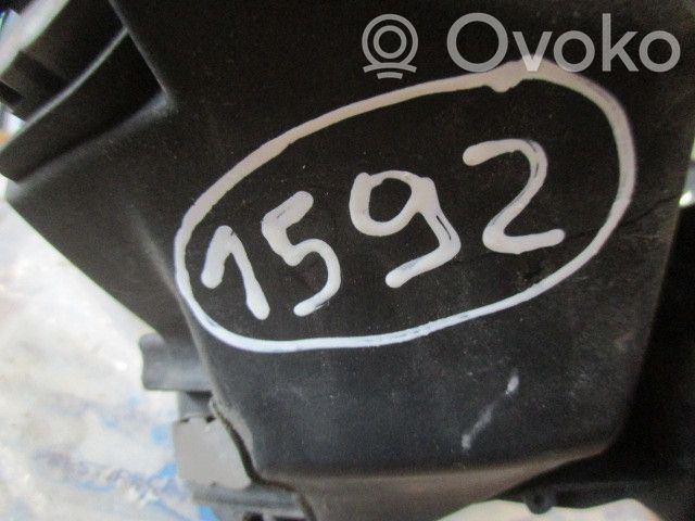 Phare frontale   8200555905