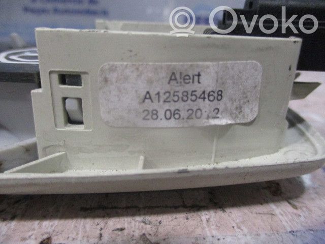 Apšvietimo konsolės apdaila   1923033000,A12585468