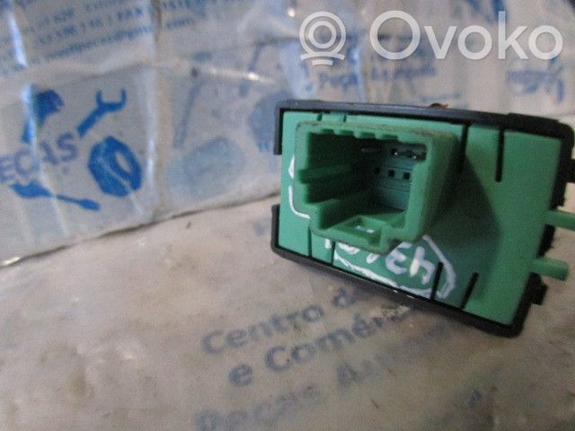Engine start stop button switch   251537340R