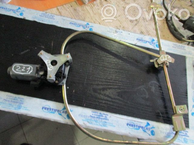 Renault Clio I Priekinis el. lango pakėlimo mechanizmas be varikliuko 