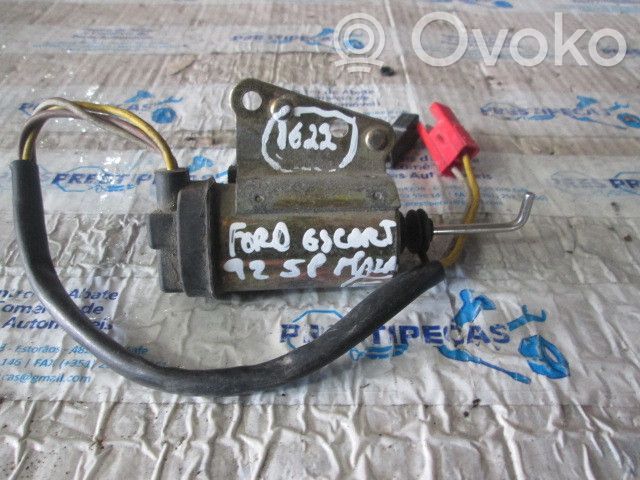 Tailgate exterior lock   81AG14021DC