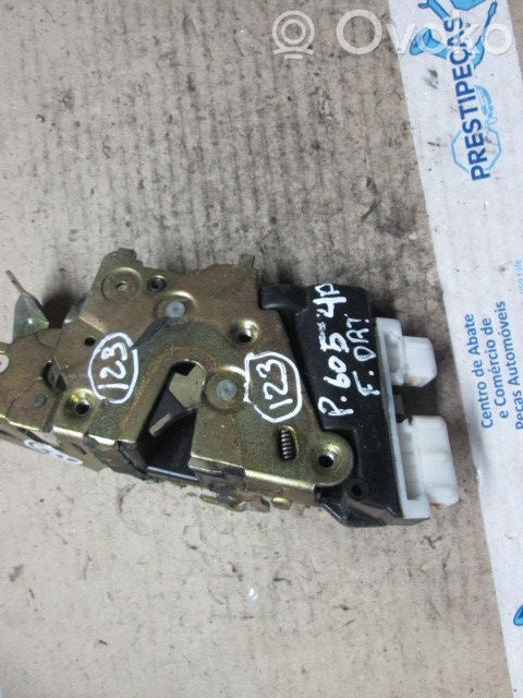 Peugeot 605 Front door lock 