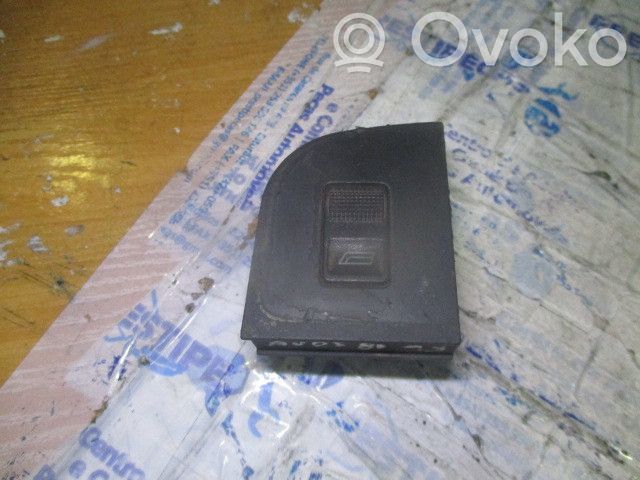 Interrupteur commade lève-vitre   89395985501L