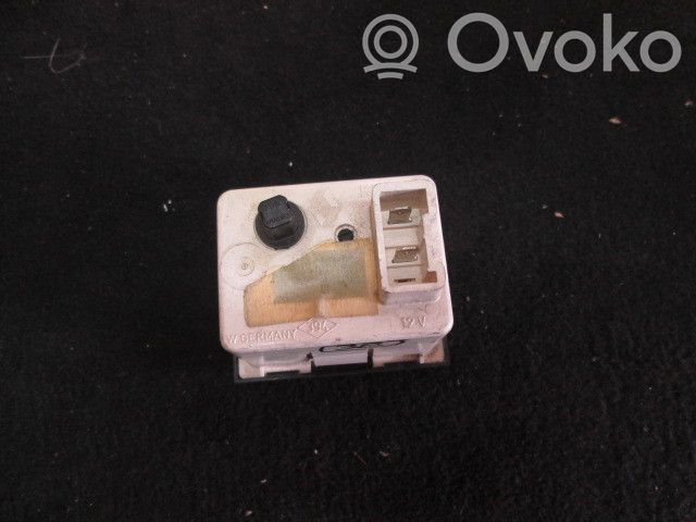 Renault Clio I Screen/display/small screen 