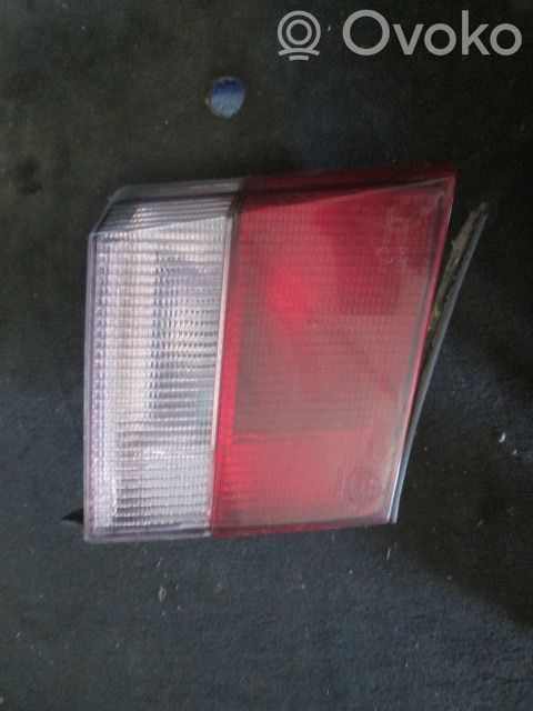 Lancia Dedra Luces portón trasero/de freno 
