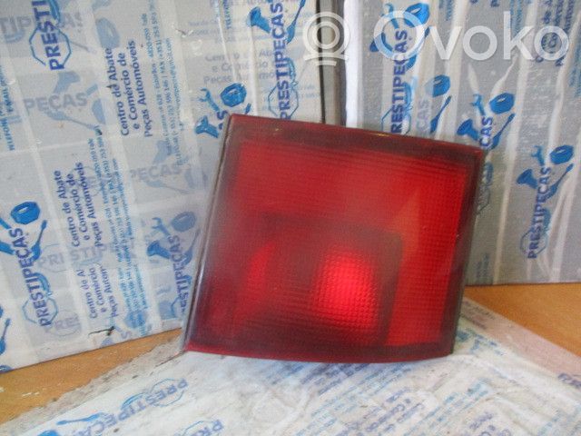 Tailgate rear/tail lights   1149204