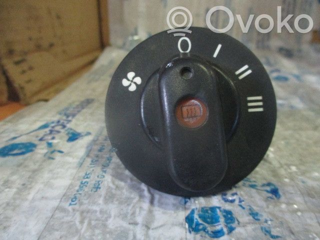 Opel Corsa A Air conditioning (A/C) switch 