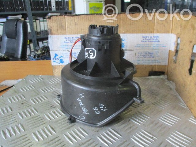 Heizungslüfter   881060996