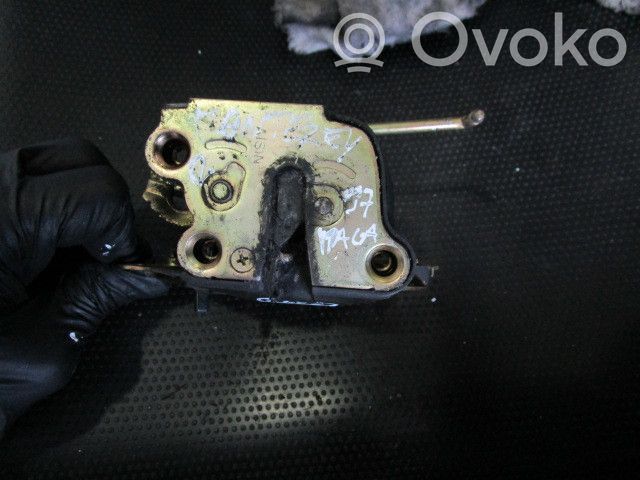 Tailgate exterior lock   FEC2243