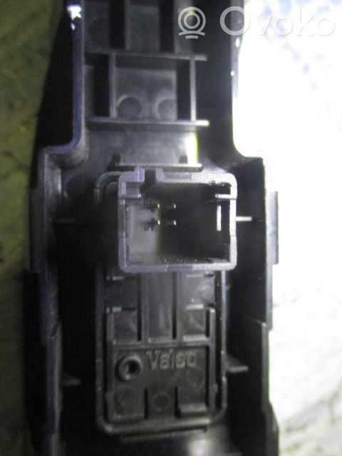 Electric window control switch   14996130,VIDROFRENTEDRT