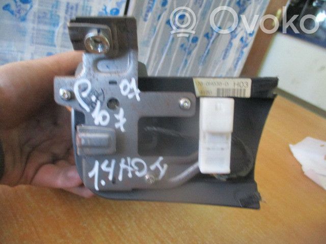 Peugeot 107 Speedometer (instrument cluster) 