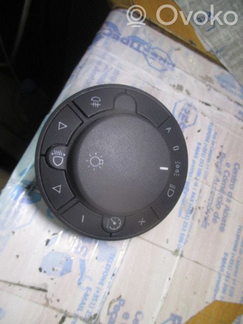 Opel Corsa D Light switch 