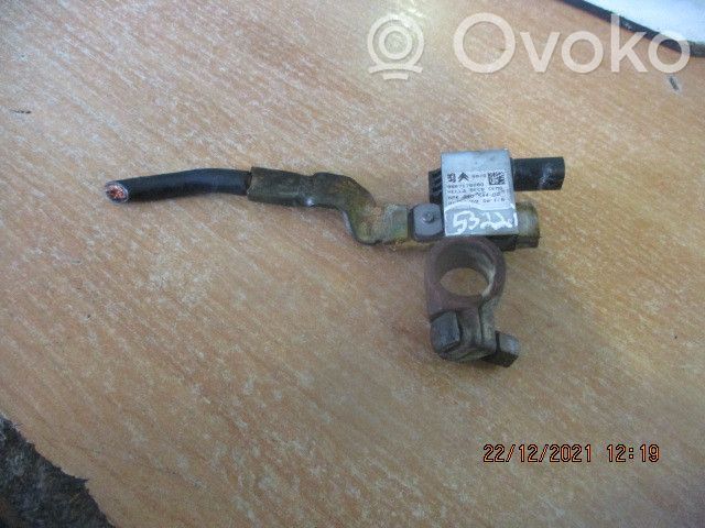 Peugeot 207 CC Maakaapeli, akku 
