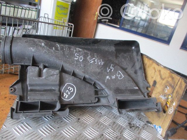 BMW 1 E81 E87 Capac protecție motor 
