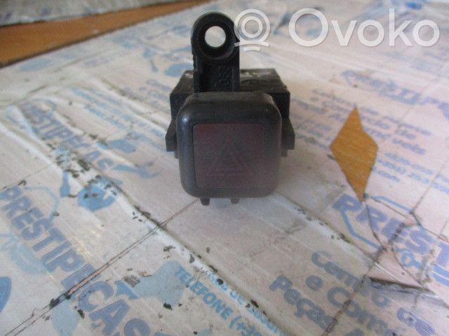 Toyota Corolla E90 Botón interruptor de luz de peligro 