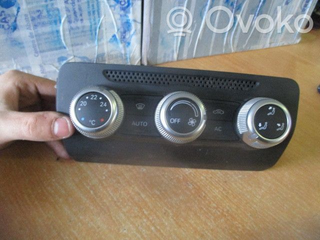 Climate control unit   8X0820043B