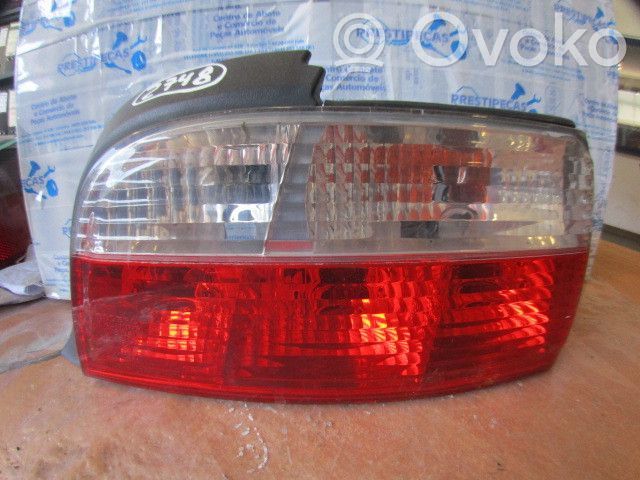 Rear/tail lights   084441914R
