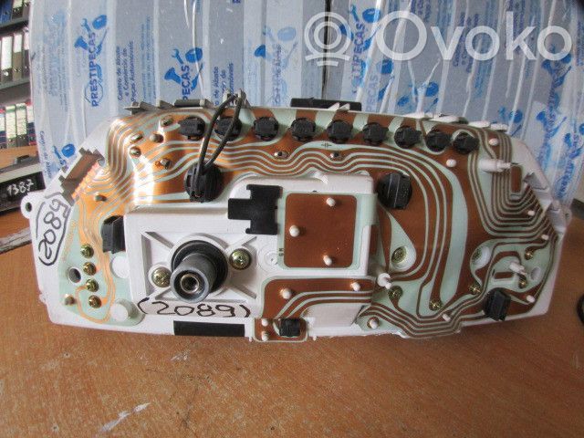 Speedometer (instrument cluster)   QUA2089,KM