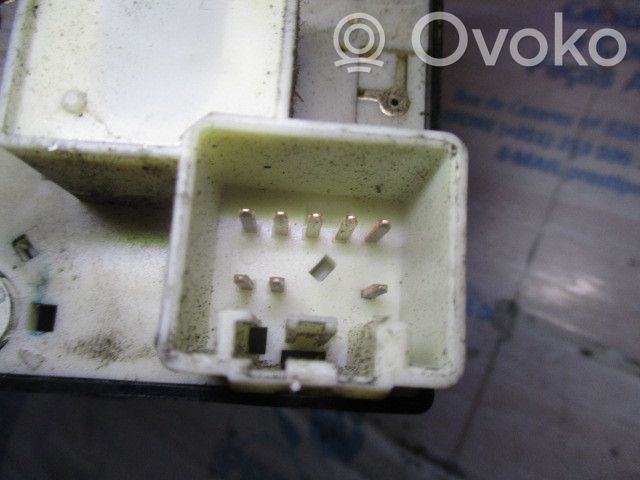 Interrupteur d’éclairage   XR8311654