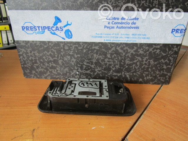 Headlining lighting console trim   08851002