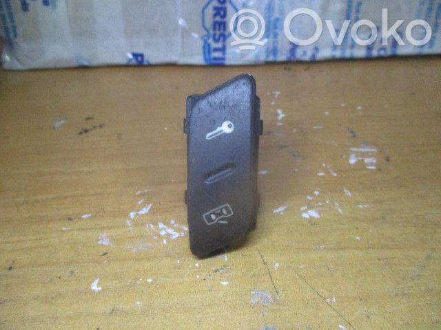 Central locking switch button   1K0962125,BOLQUEIOCENTRAL