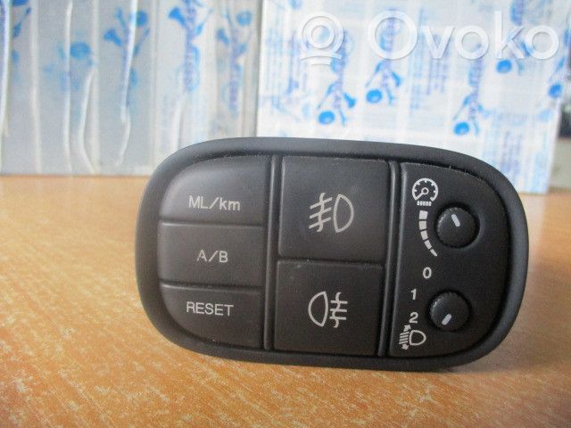 Light switch   2R8311654,REGULADORDELUZES