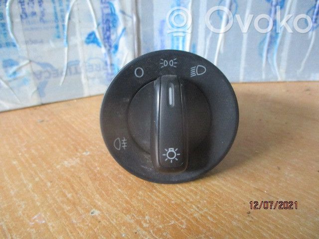 Light switch   6R0941531D,REGULADORFAROIS