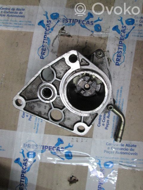 Peugeot 405 Vacuum pump 