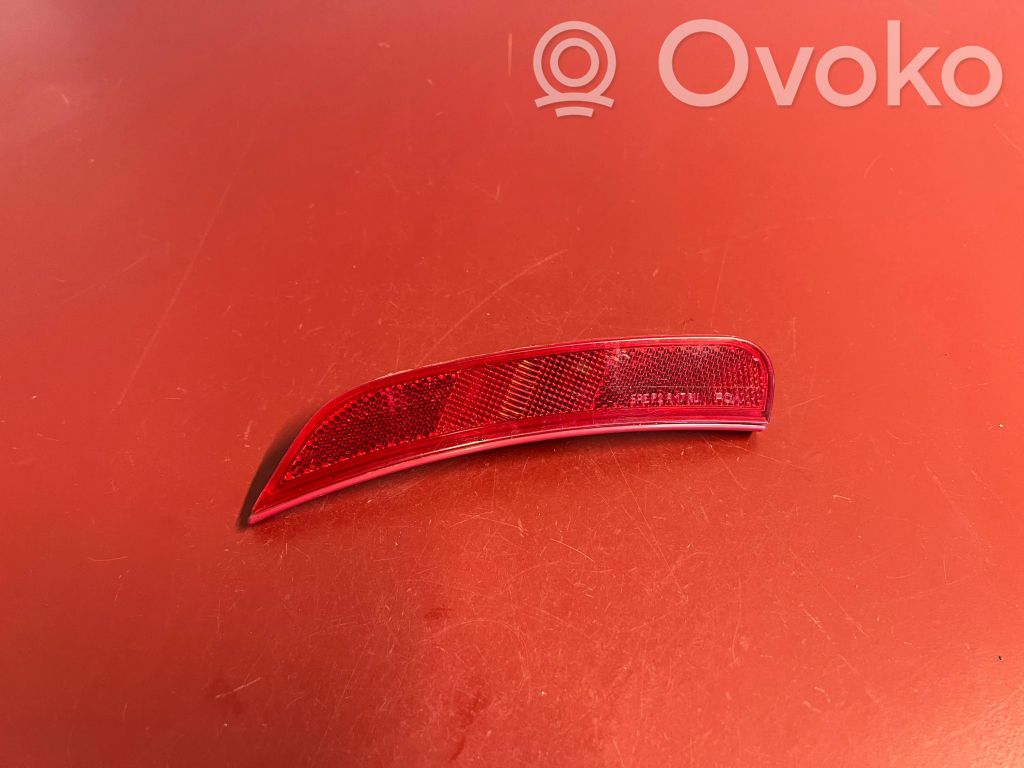 Chrysler Pacifica Reflector de faros/luces traseros 
