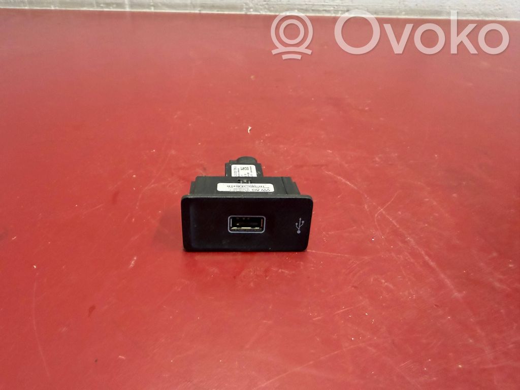 Gniazdo / Złącze USB   5Q0035726J,5Q0035726