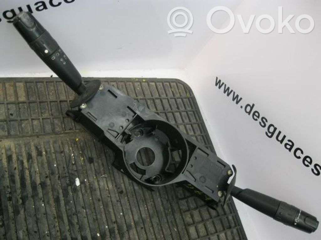 Peugeot 605 Wiper control stalk 