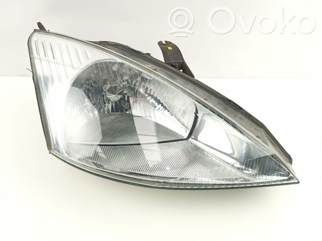 Ford Focus Headlight/headlamp 