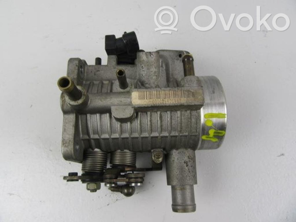 Opel Corsa B Valvola corpo farfallato 