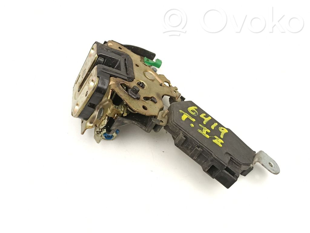 Subaru Legacy Rear door lock 