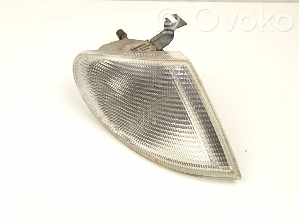 Ford Galaxy Front indicator light 