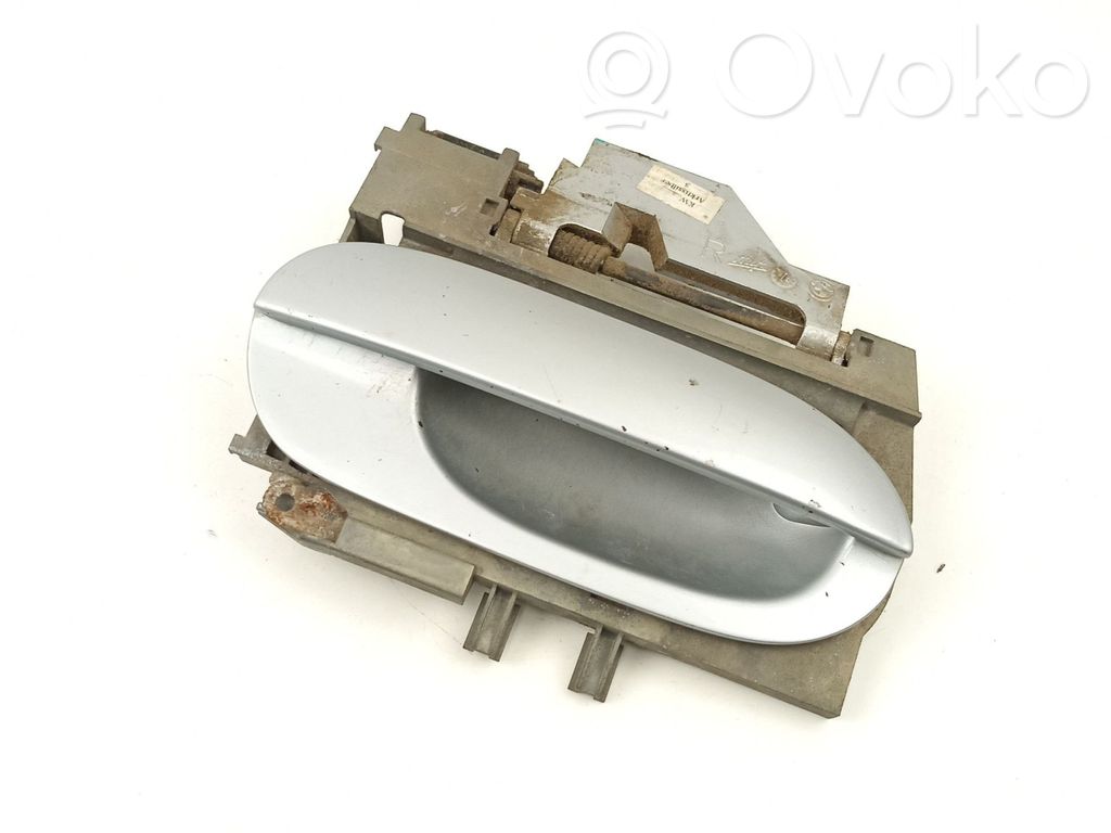 Front door interior handle   51229068581
