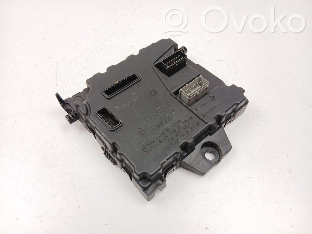 Renault Kangoo I Fuse module 