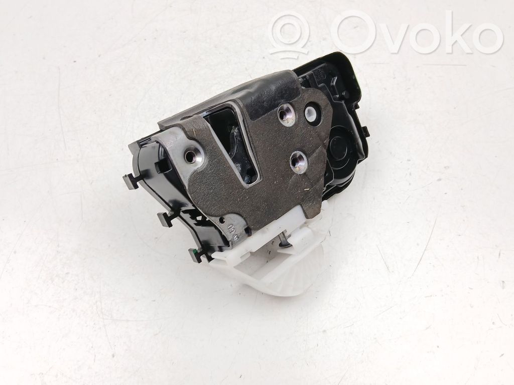 Ford Focus Front door lock 