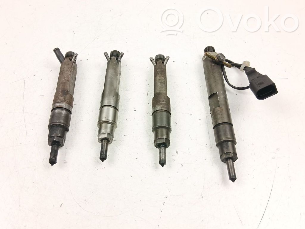 Seat Leon (1M) Inyector de combustible 