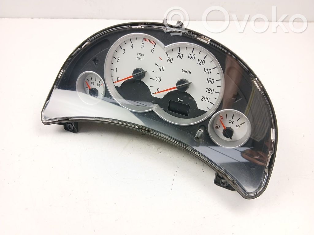 Opel Corsa C Speedometer (instrument cluster) 