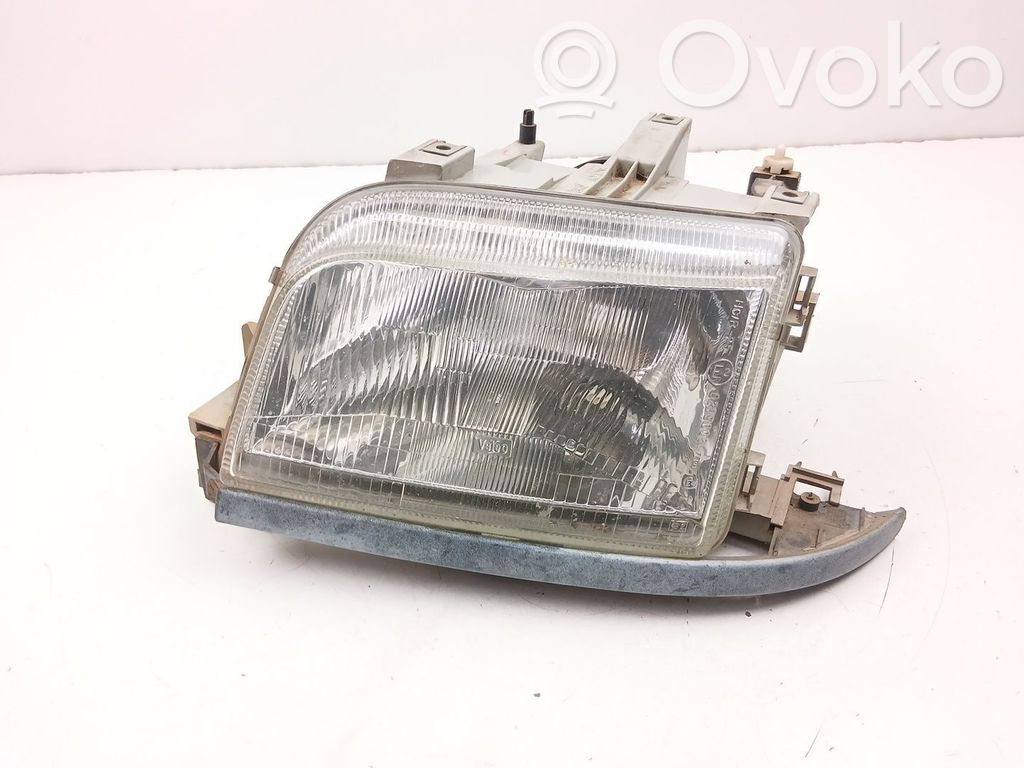 Renault Clio I Scheinwerfer 