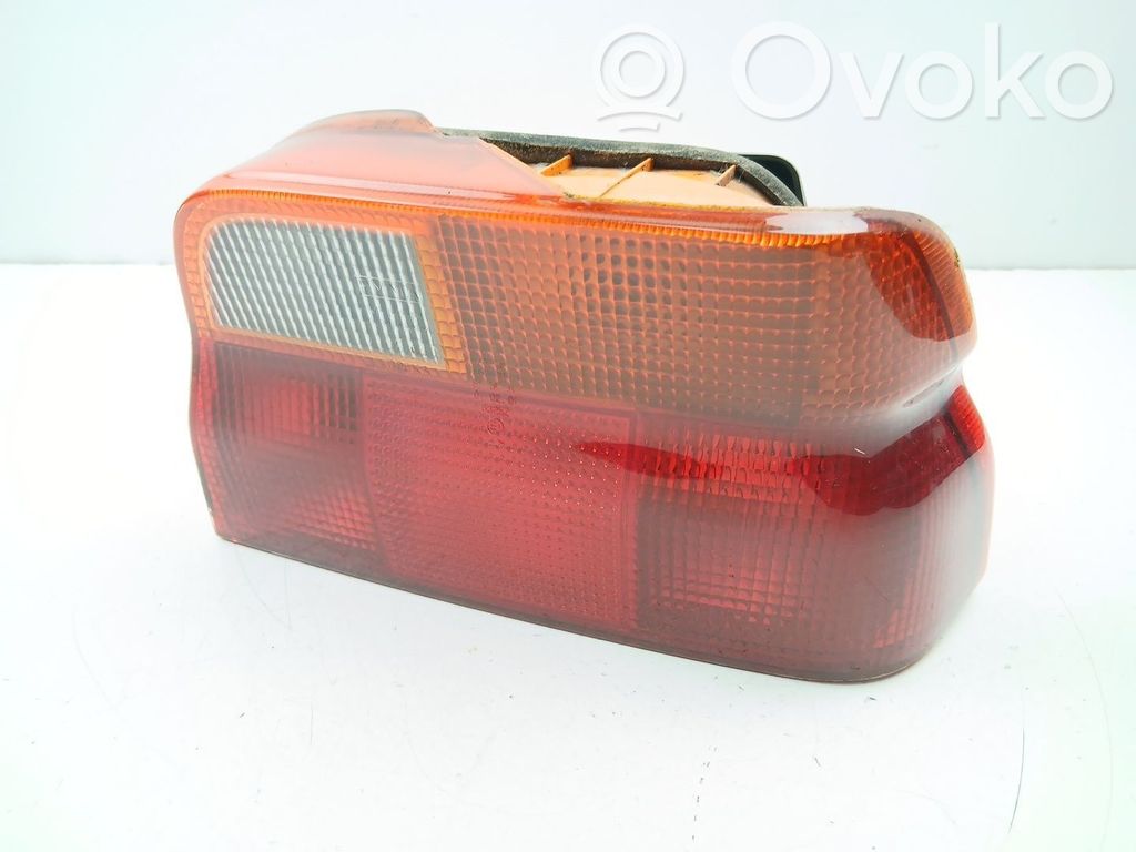Lampa tylna   91AG13A602BB